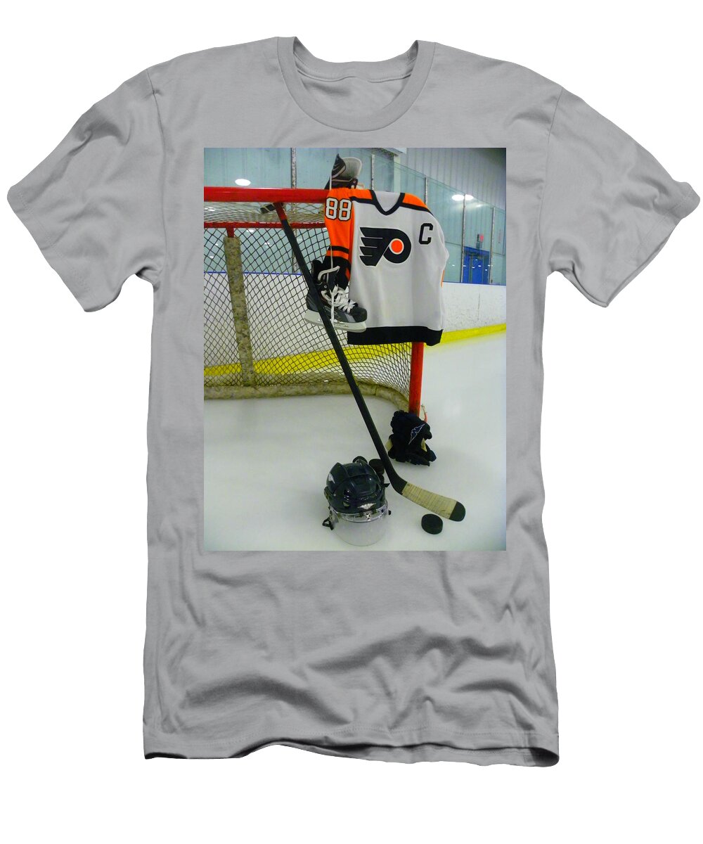 Philadelphia Flyers Eric Lindros Away Hockey Jersey Lisa Wooten T-Shirt