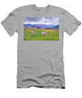 Red Valley Mountain Alpacas Palcoyo Peru 5000 Meters Guido Montanes Castillo T-Shirt