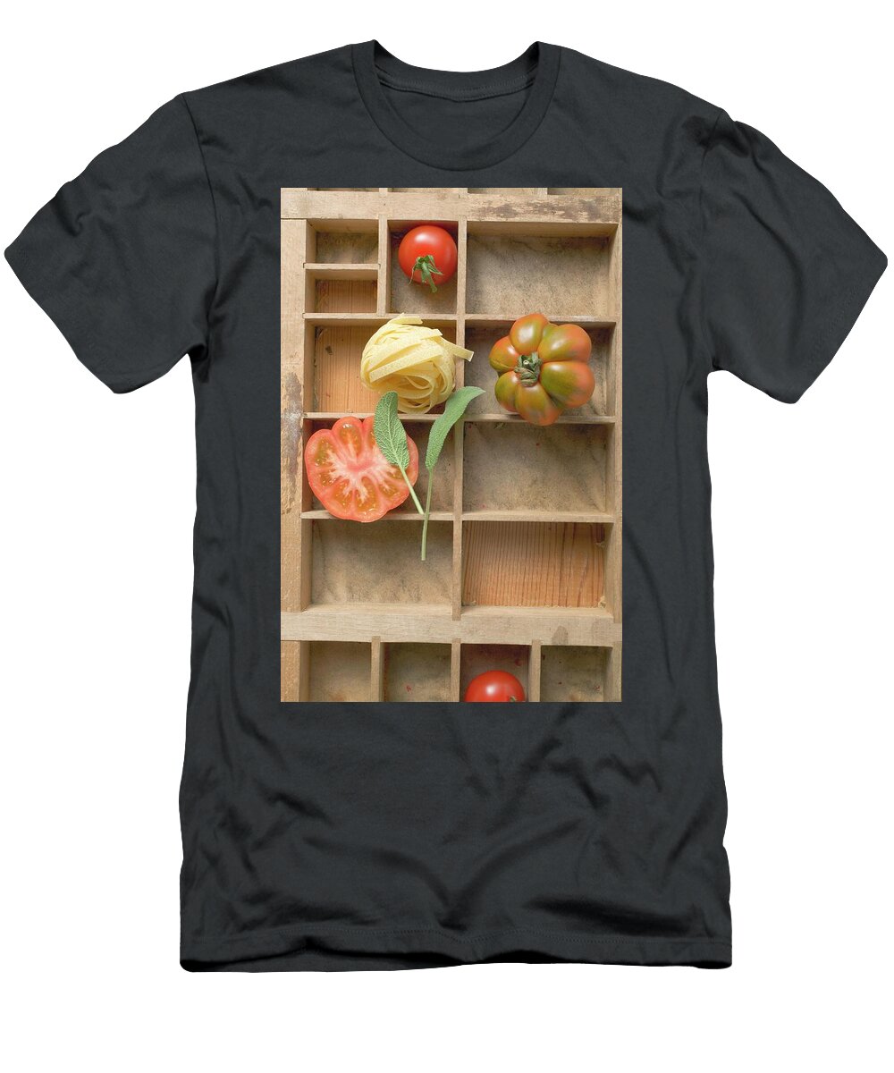 Ribbon Pasta Tomatoes and Sage in Type Case Foodcollection T-Shirt