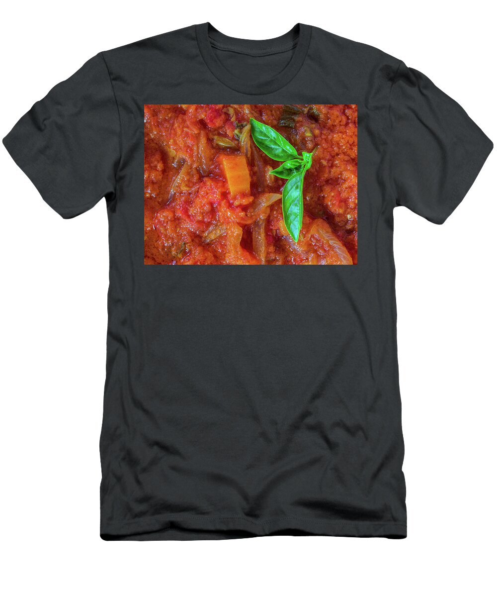 Sauce for Pasta with Basil Nicola Simeoni T-Shirt