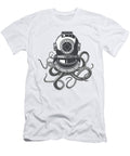 Scuba Diver Helmet Octopus Grunge Vintage Style Roberts Grant T-Shirt