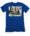 Smiling After the Bust Jon Neidert T-Shirt