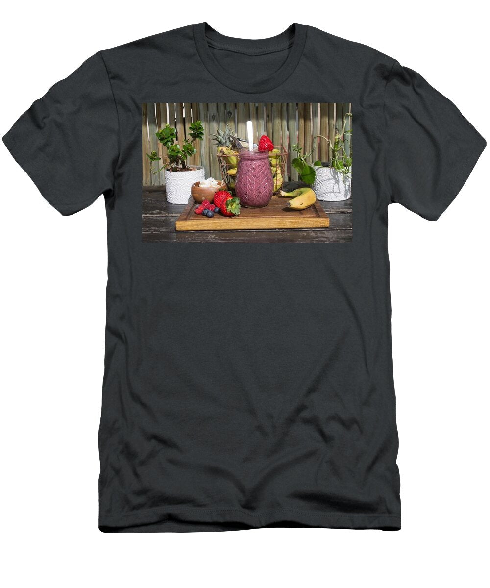 Smoothie Hackenzie Muchanyara T-Shirt