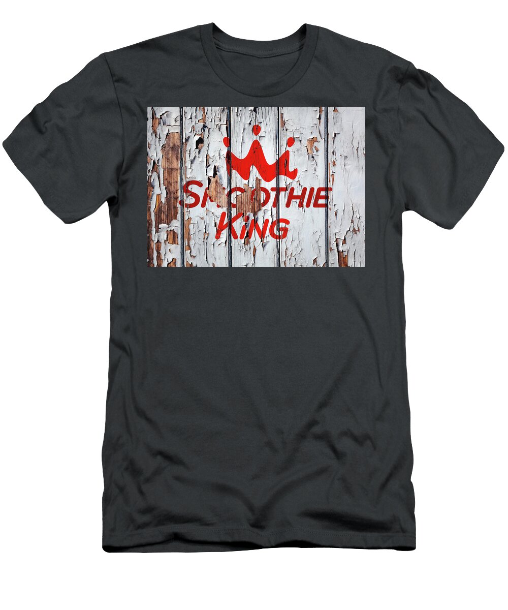 Smoothie King Vintage Logo on Peeling Paint Design Turnpike T-Shirt