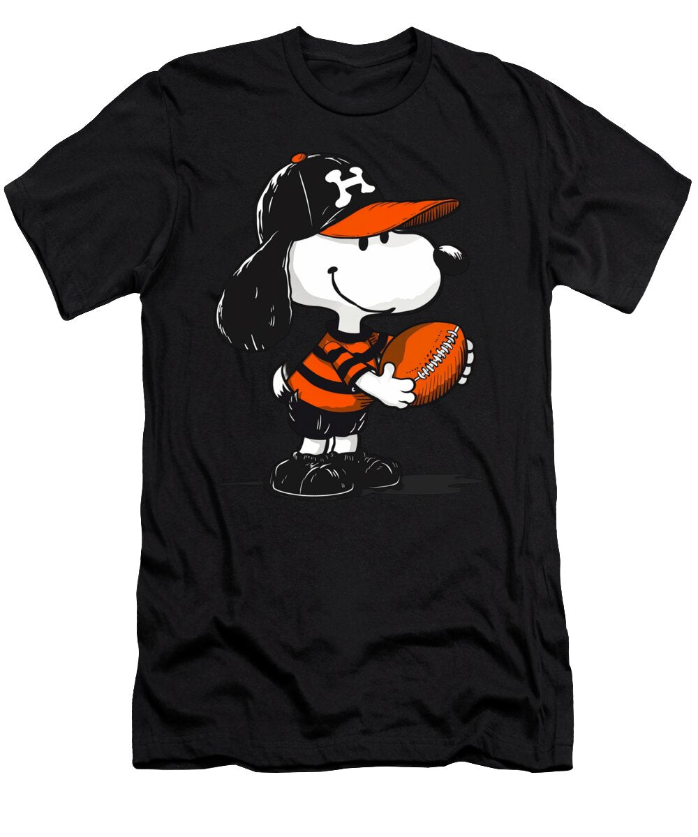 Snoopy Vs Kansas City Royals Lineman Linus Cecils Willis T-Shirt