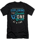 Snorkeling Exploring the Ocean Marine Biologist Tshirtconcepts Marvin Poppe T-Shirt