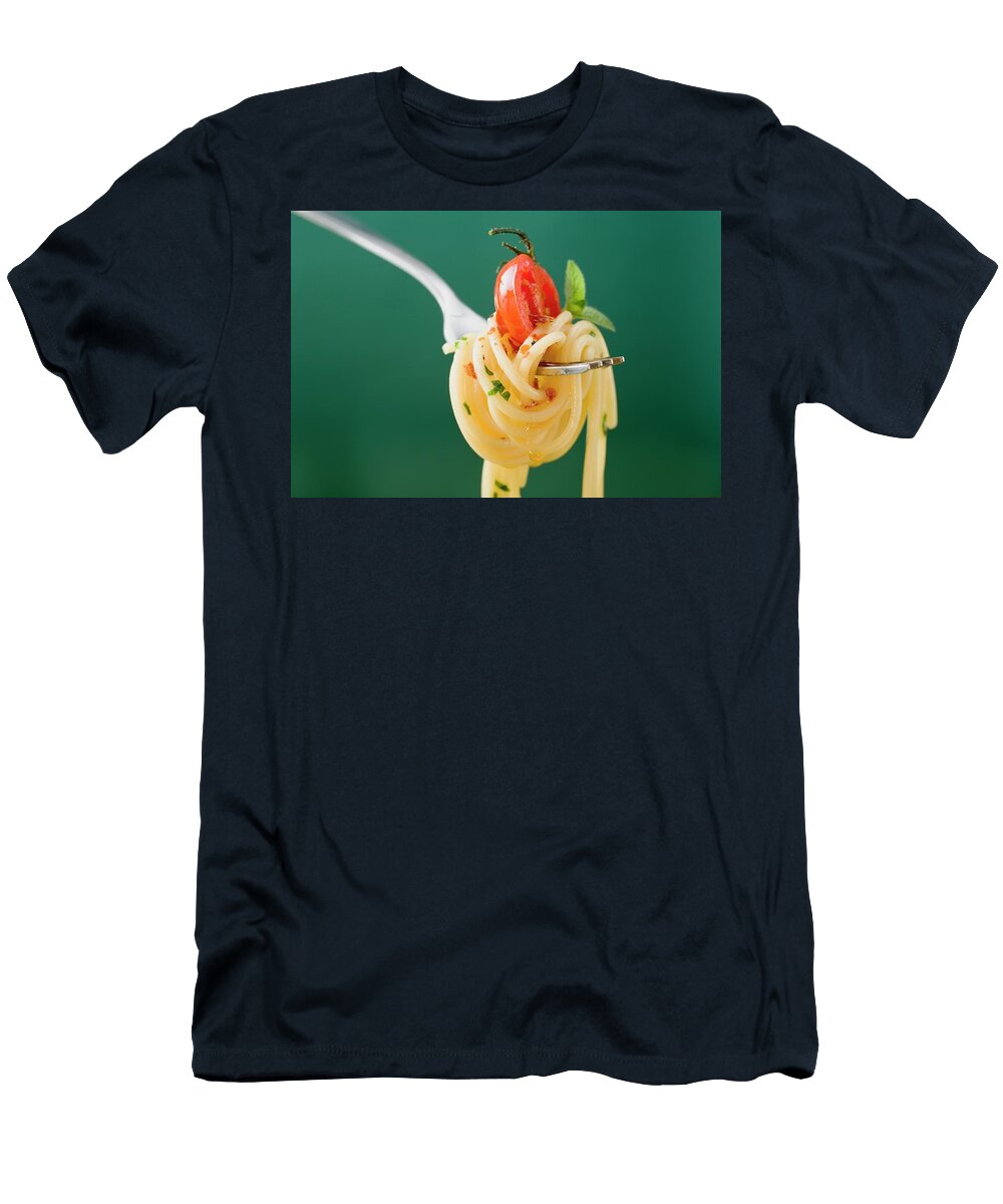 Spaghetti with Cherry Tomato on Fork Foodcollection T-Shirt