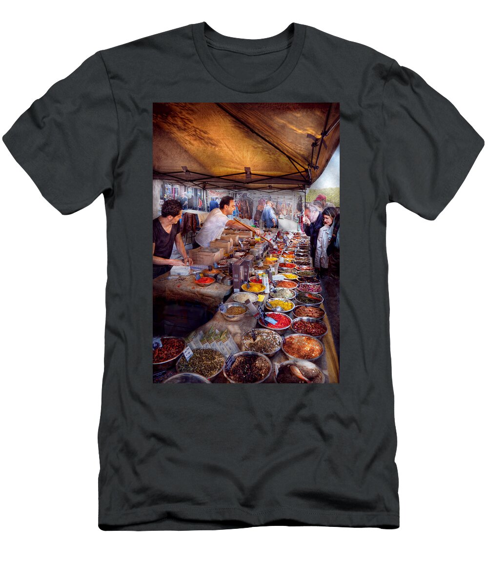 Storefront the Open Air Tea and Spice Market Mike Savad T-Shirt