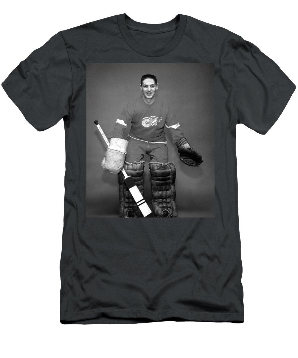 Terry Sawchuk Portrait Poster Detroit Red Wings T-Shirt
