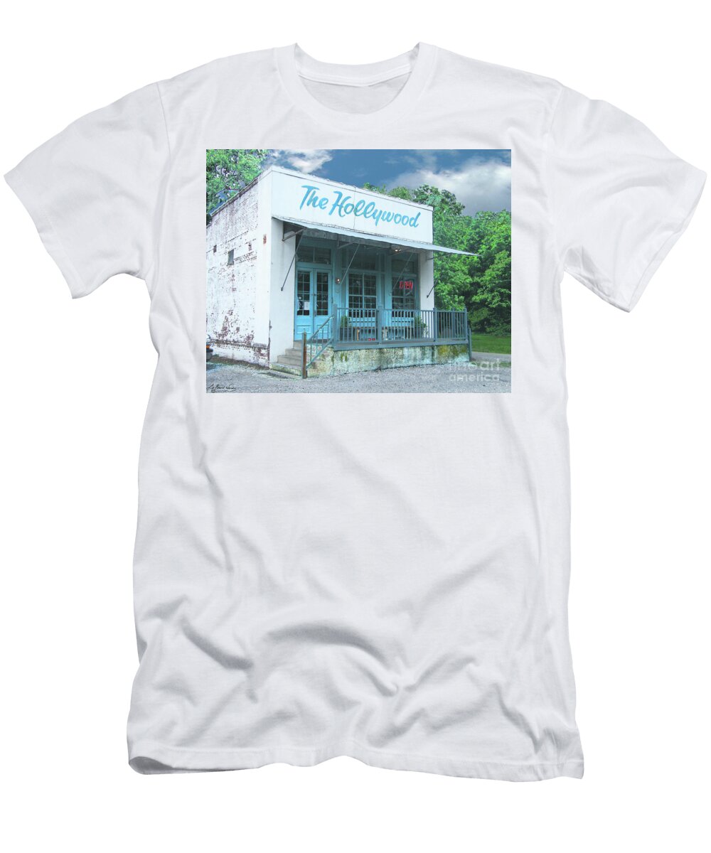 The Hollywood At Tunica Ms Lizi Beard Ward T-Shirt