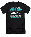 There Are Two Types of Diver Do Tran Quang T-Shirt