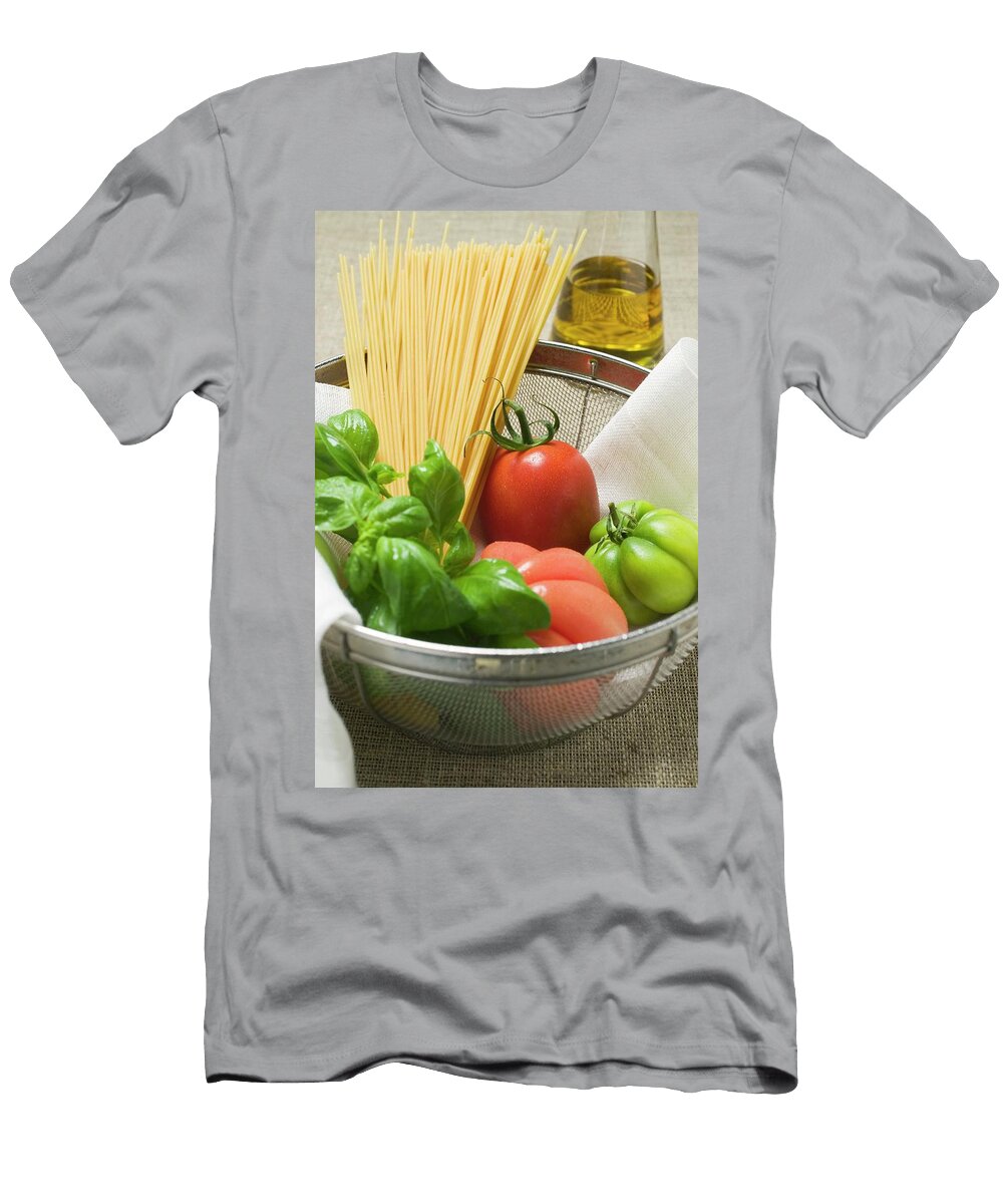 Tomatoes Spaghetti and Basil in a Bowl Foodcollection T-Shirt