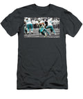 Tua Tagovailoa Is in the Zone 1a Robert Williams T-Shirt