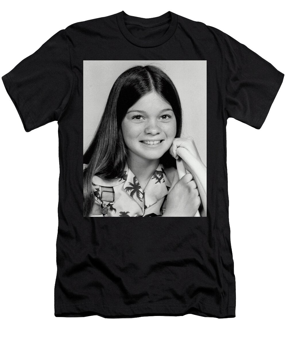 Valerie Bertinelli in One Day At a Time 1975 Linda Howes Website Publicity Photo T-Shirt