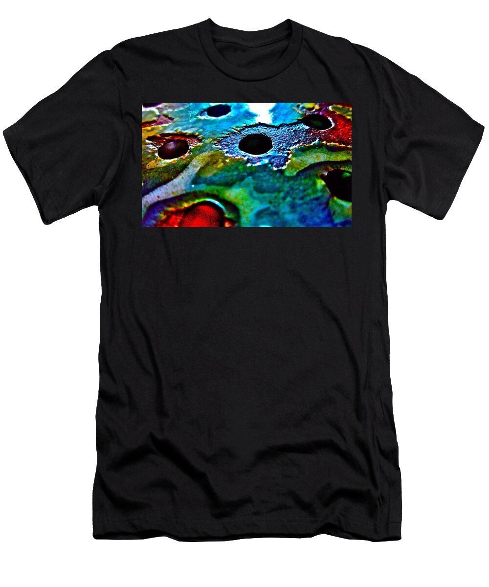 Vintage Strainer Three Gwyn Newcombe T-Shirt